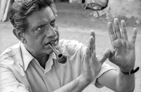 দূরদর্শন চিত্র সদগতি (১৯৮২)-র শুটিংয়ে।